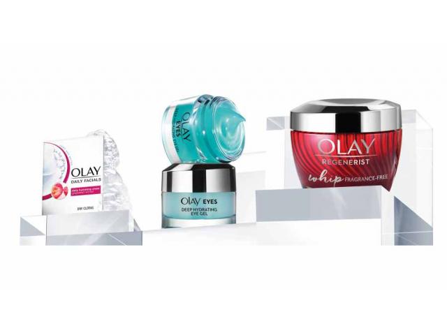 Free Olay Whips + Eye Gel + Cleansing Cloths!