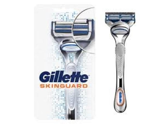Free Gillette Skinguard Razor!
