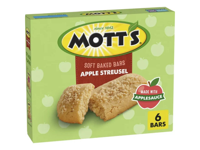 Free Mott’s Apple Streusel Soft Baked Bars