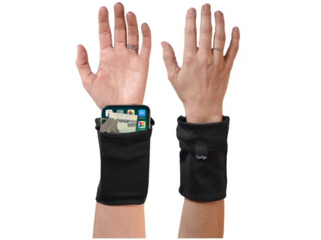 Free Banjees Wrist Wallet From Sprigs!