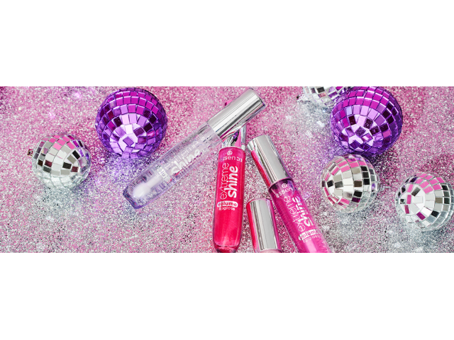 Free Essence Extreme Shine Lip Gloss