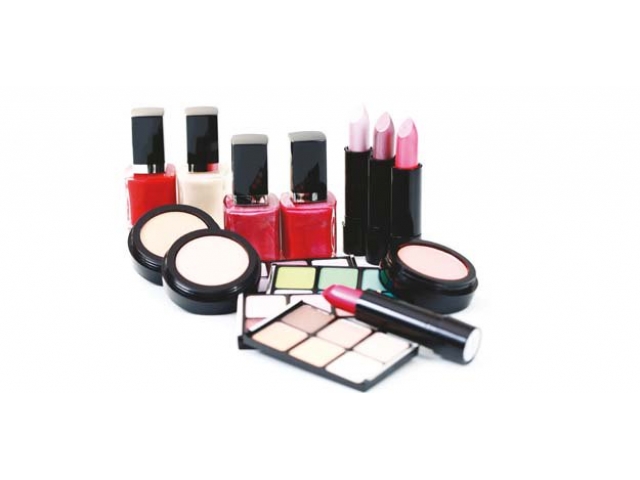 Free Makeup Samples From Curion’s