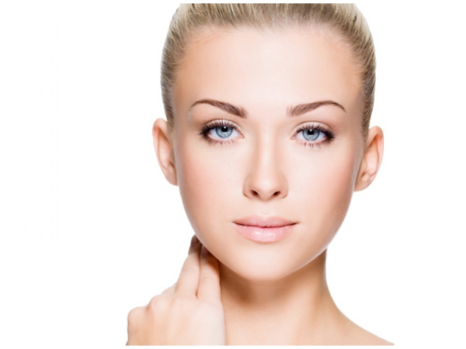 Free Dual-Sided Concealer + $25 From The Pink Panel